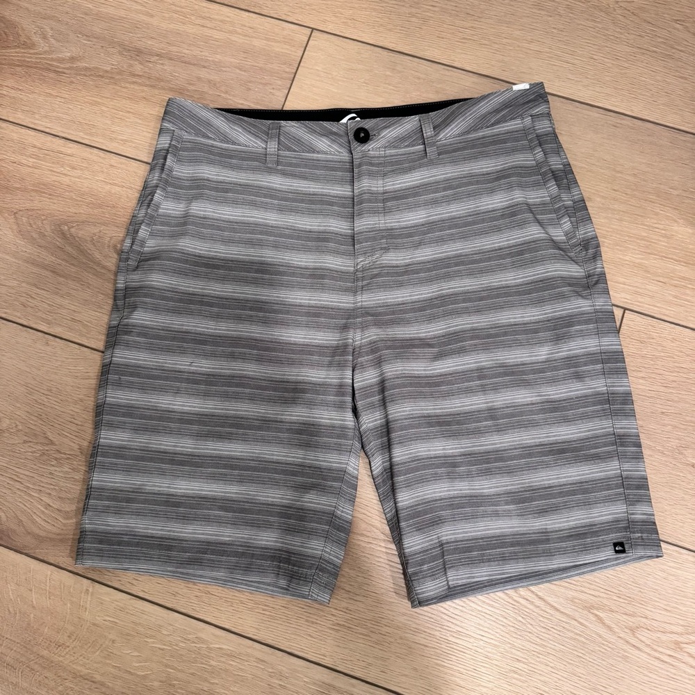 Quiksilver Gray Striped Men's Shorts